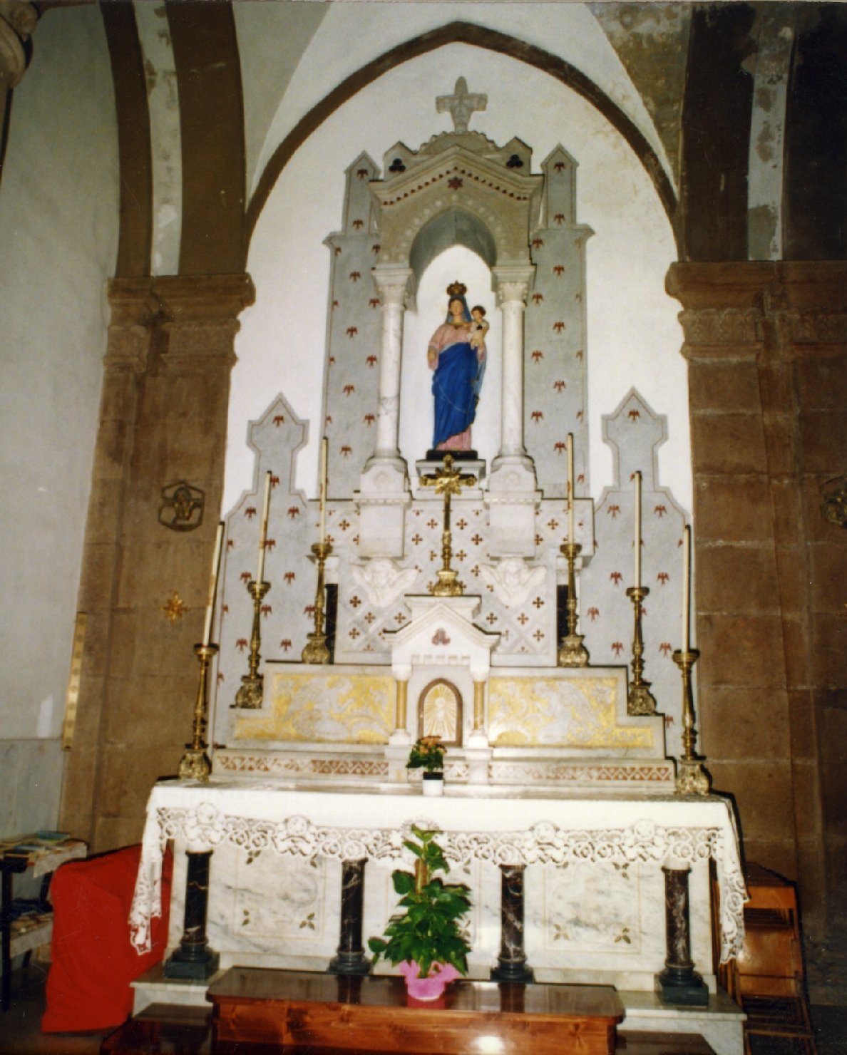 Altare