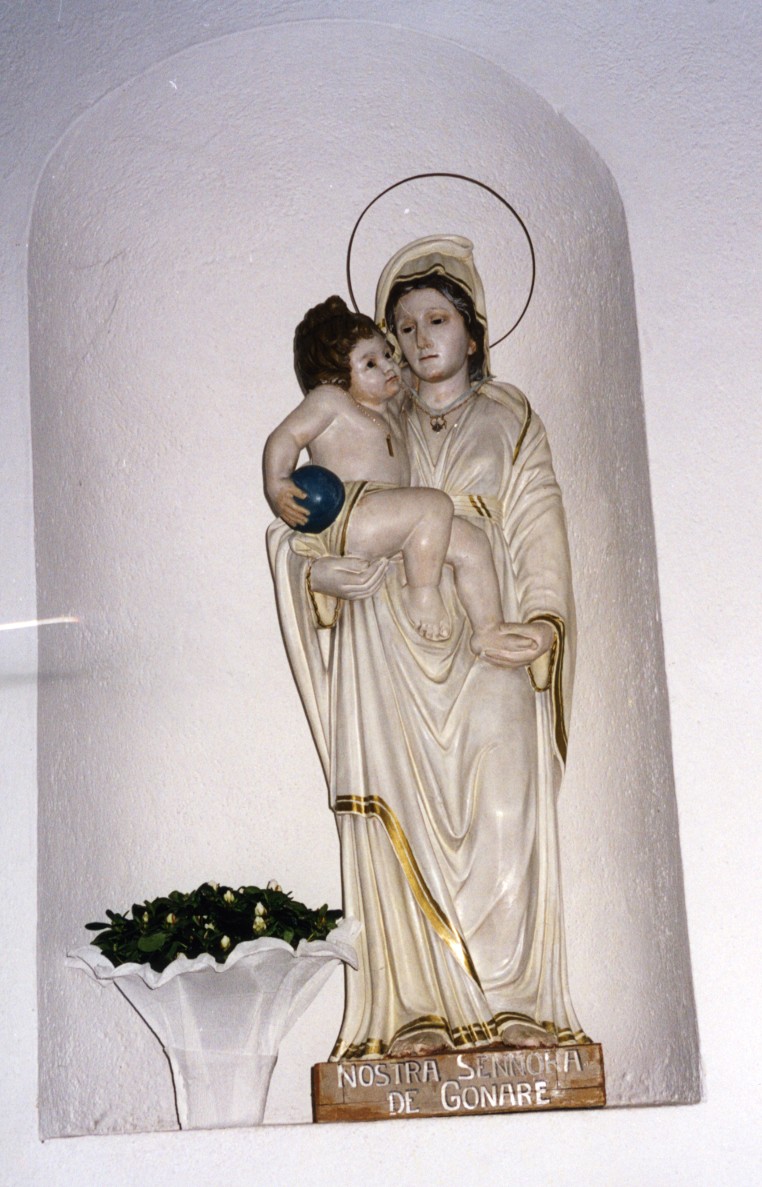 Madonna con bambino (statua)