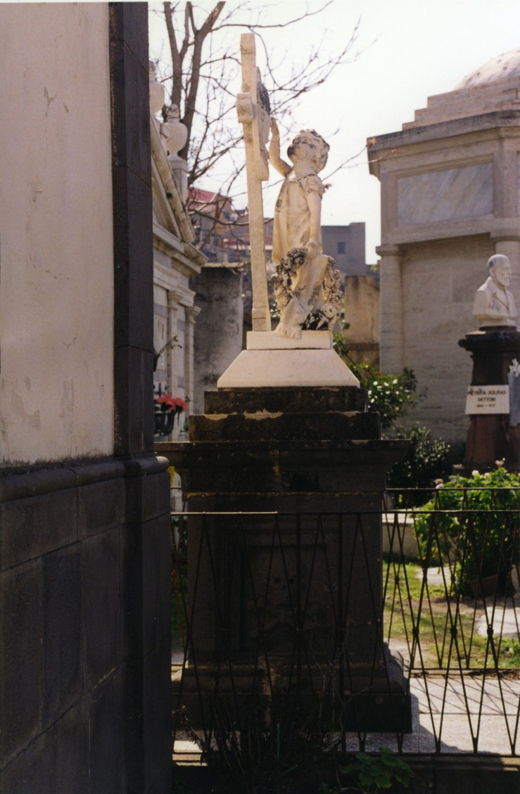 Monumento funebre