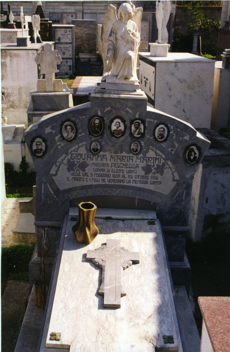 Monumento funebre - a lastra