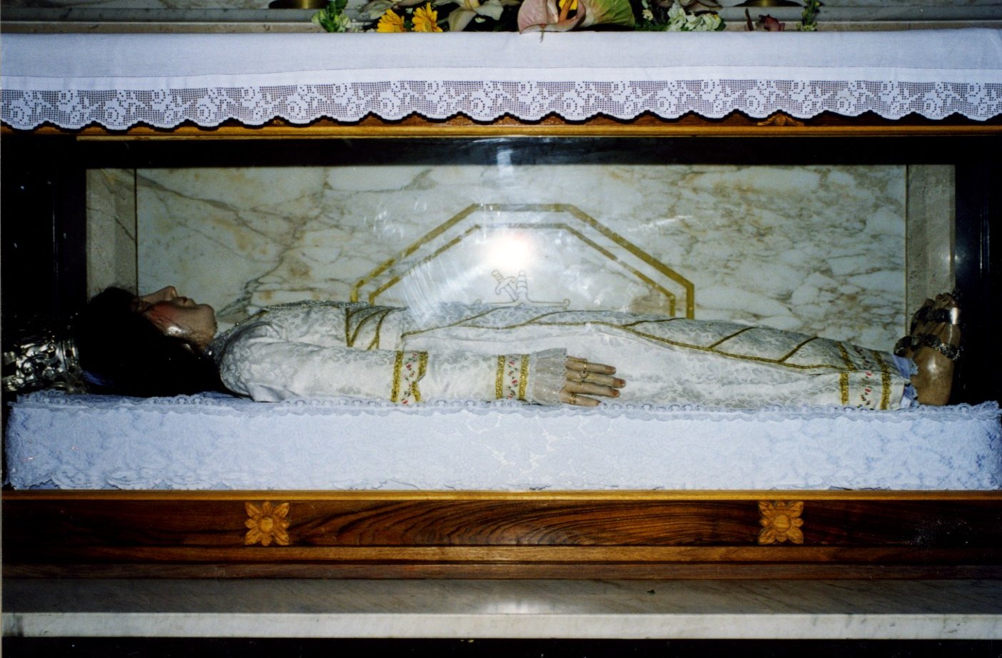 Dormitio virginis (statua)