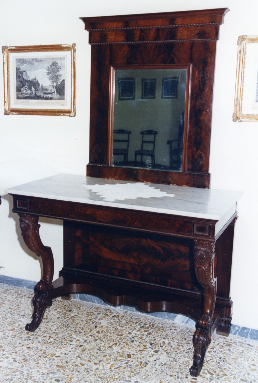 Console con specchiera