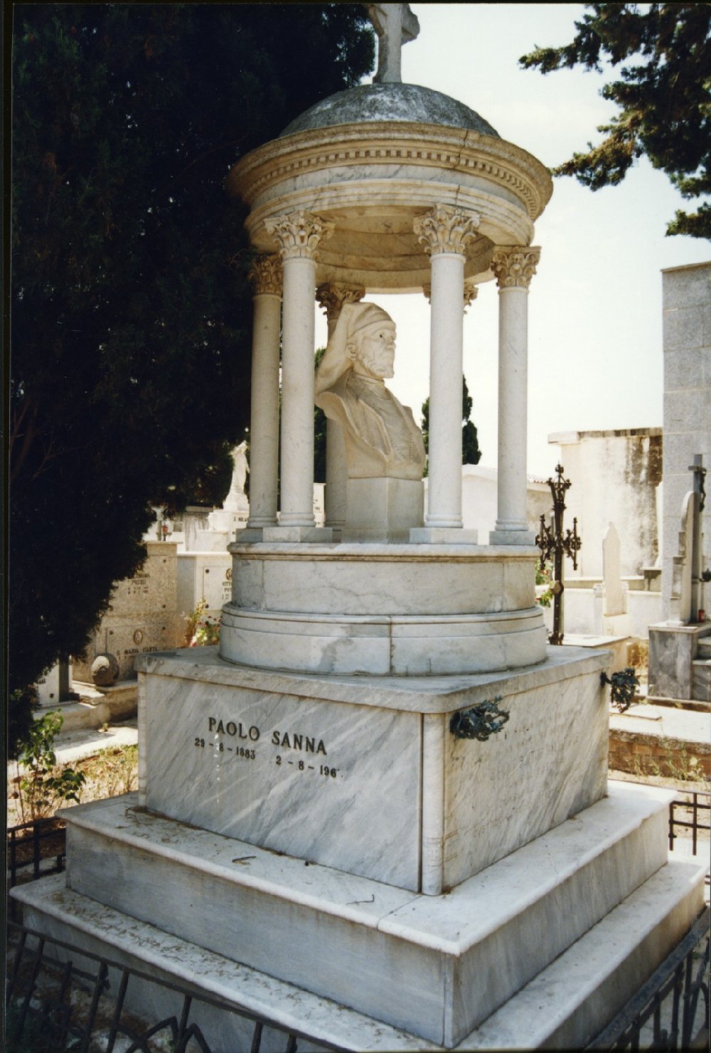 monumento funebre di Usai Antonio (prima metà sec. XX)