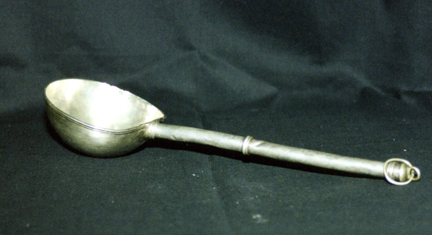 Mestolo battesimale
