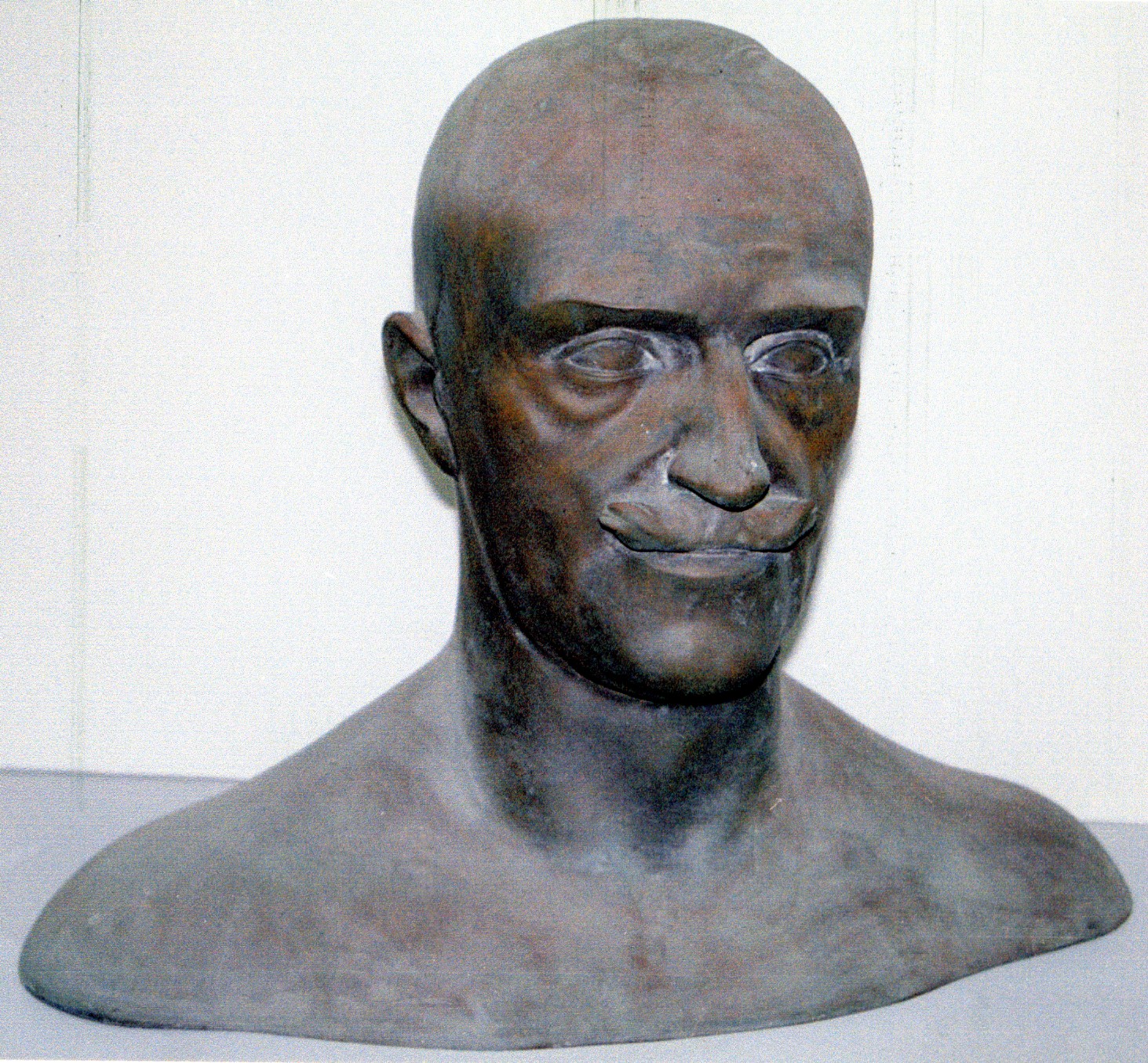 Vittorio Emanuele III (busto) di Dessy Stanislao (secondo quarto sec. XX)