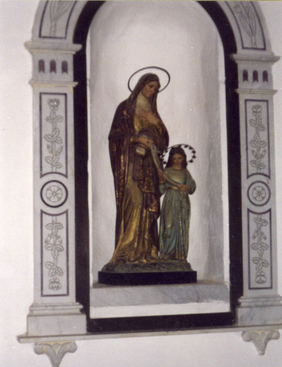 Maria vergine bambina e sant'anna (statua)