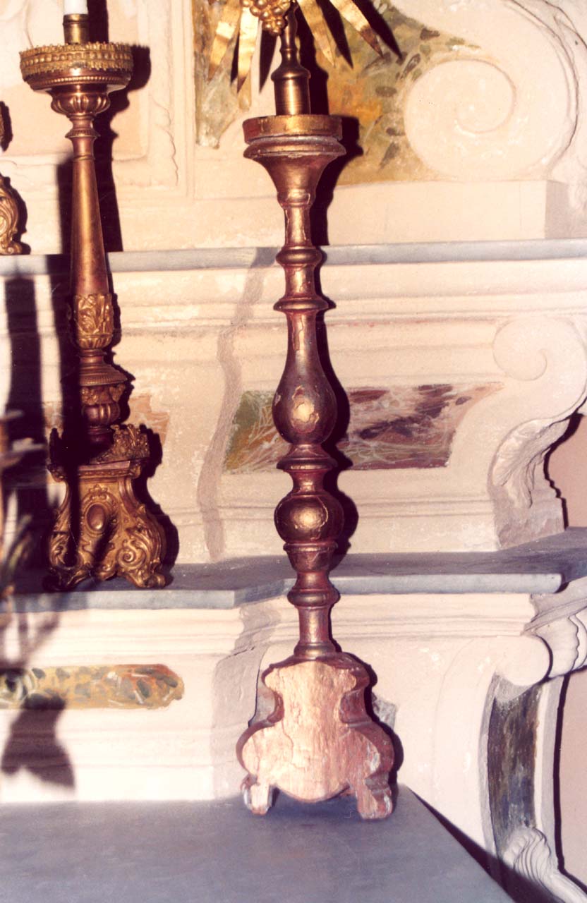 Candelabro, serie