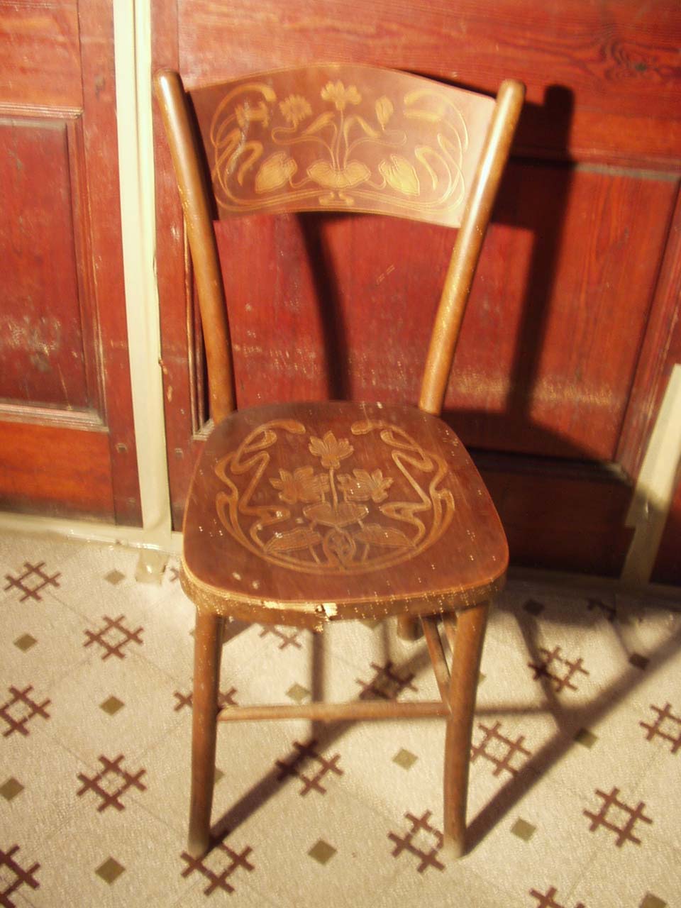 sedia, serie - bottega sassarese (primo quarto sec. XX)