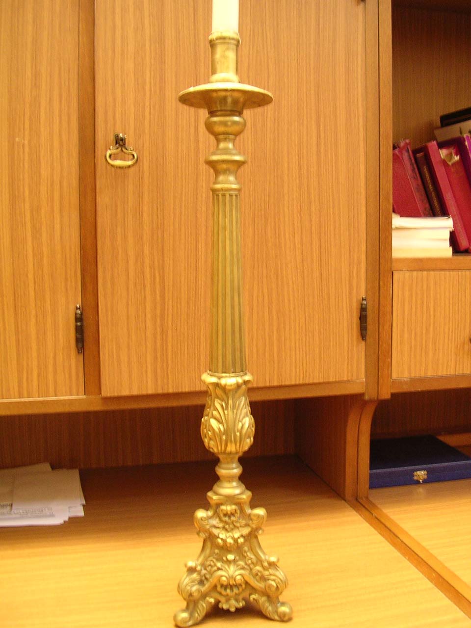 Candeliere d'altare, serie