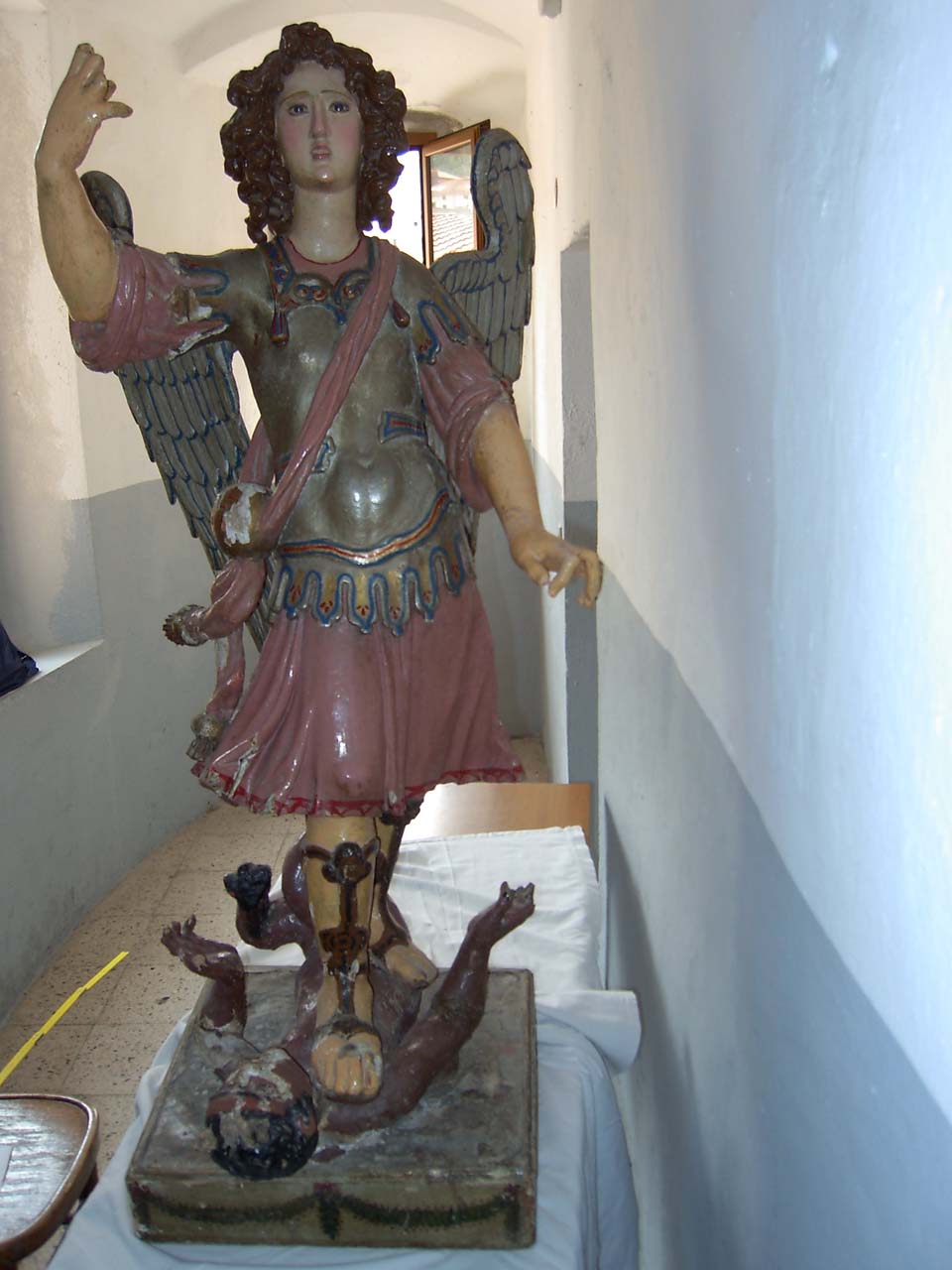 San michele arcangelo (gruppo scultoreo)