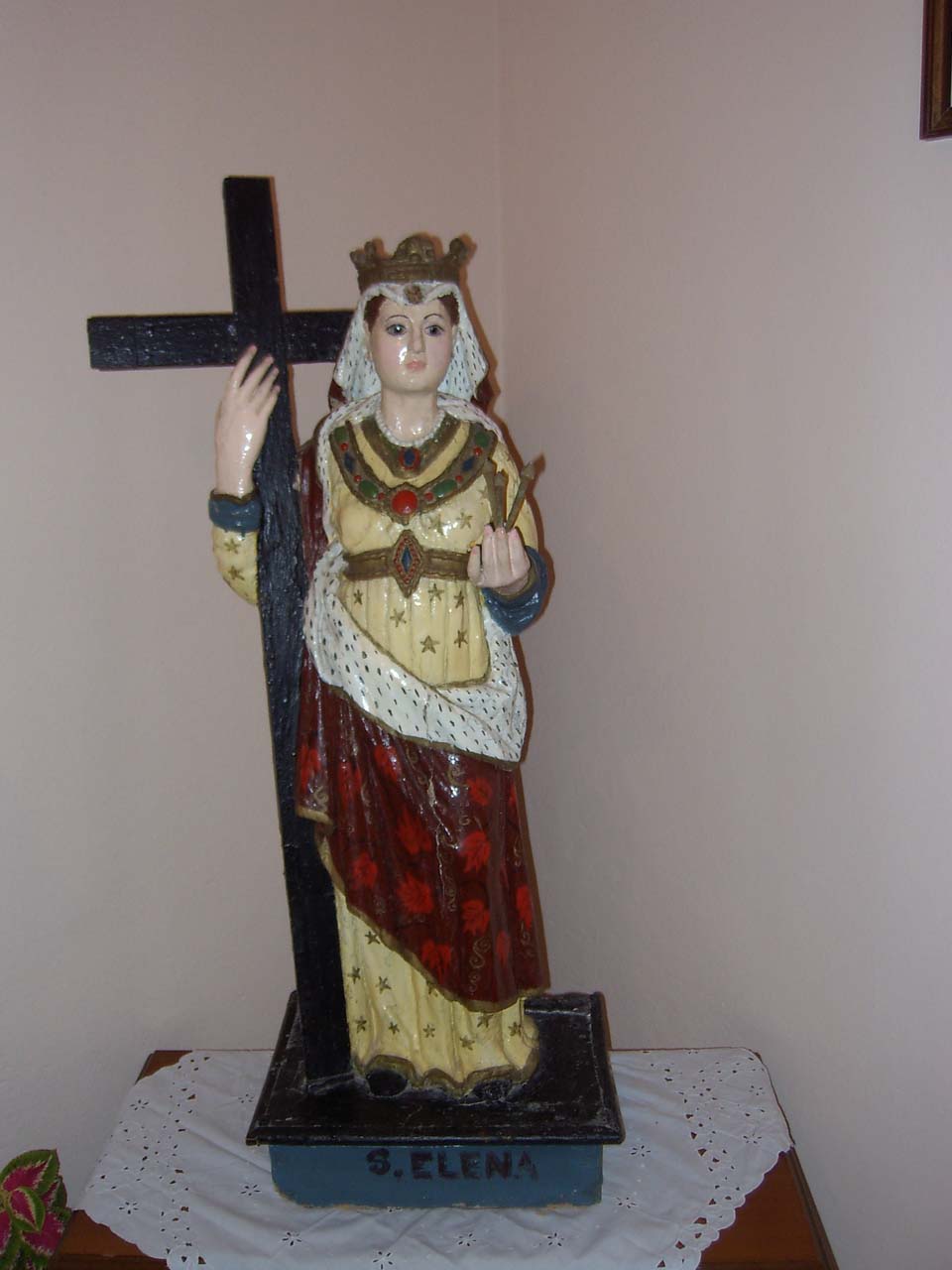 Sant'elena (statua)