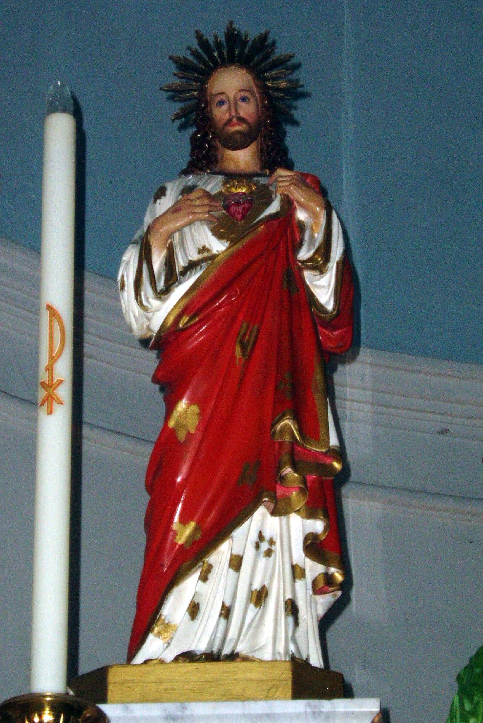 Sacro cuore di gesù (statua)