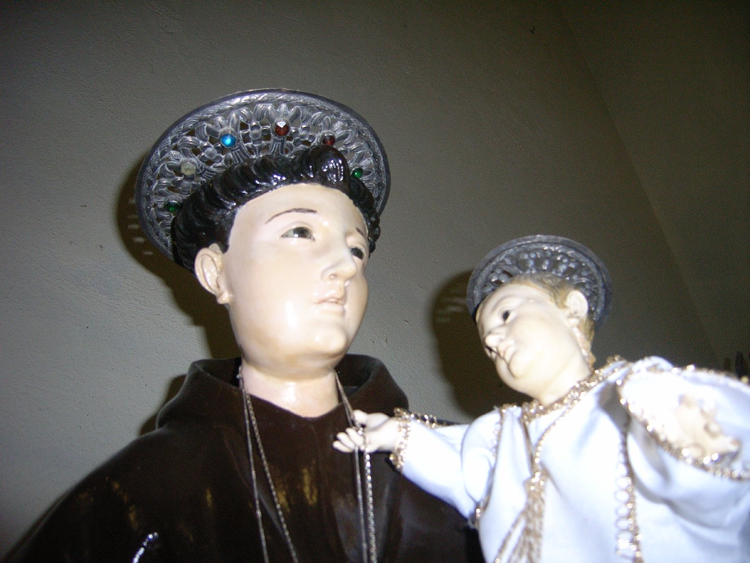 Aureola di statua, coppia