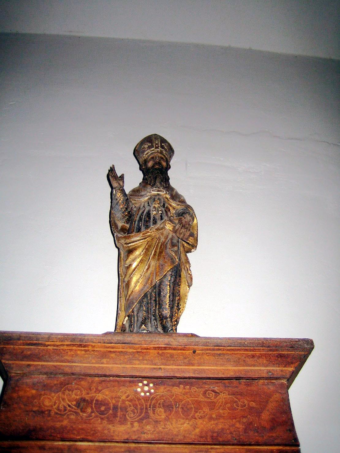 Santo vescovo (statua)