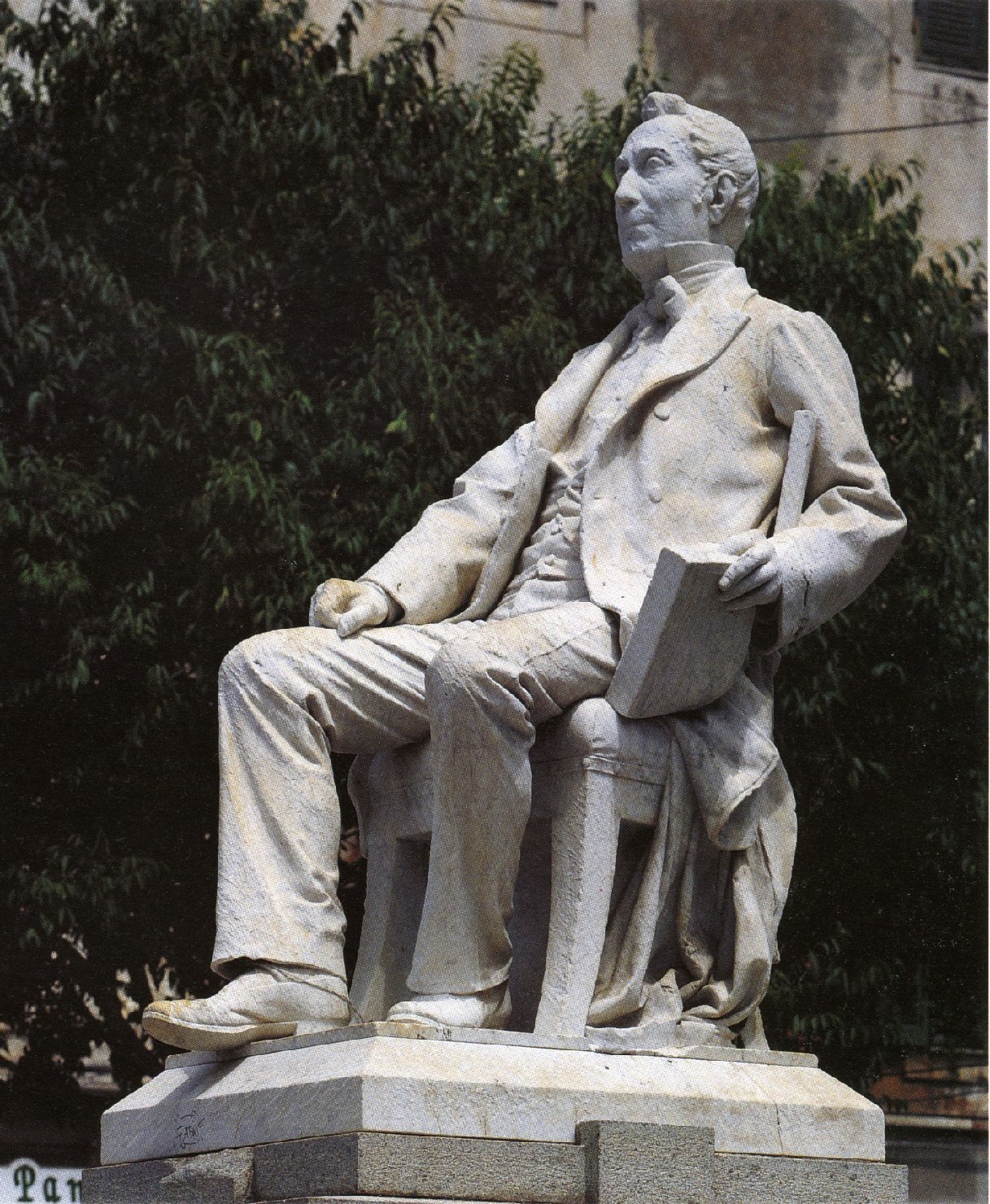 Ritratto di felice cavallotti (monumento)