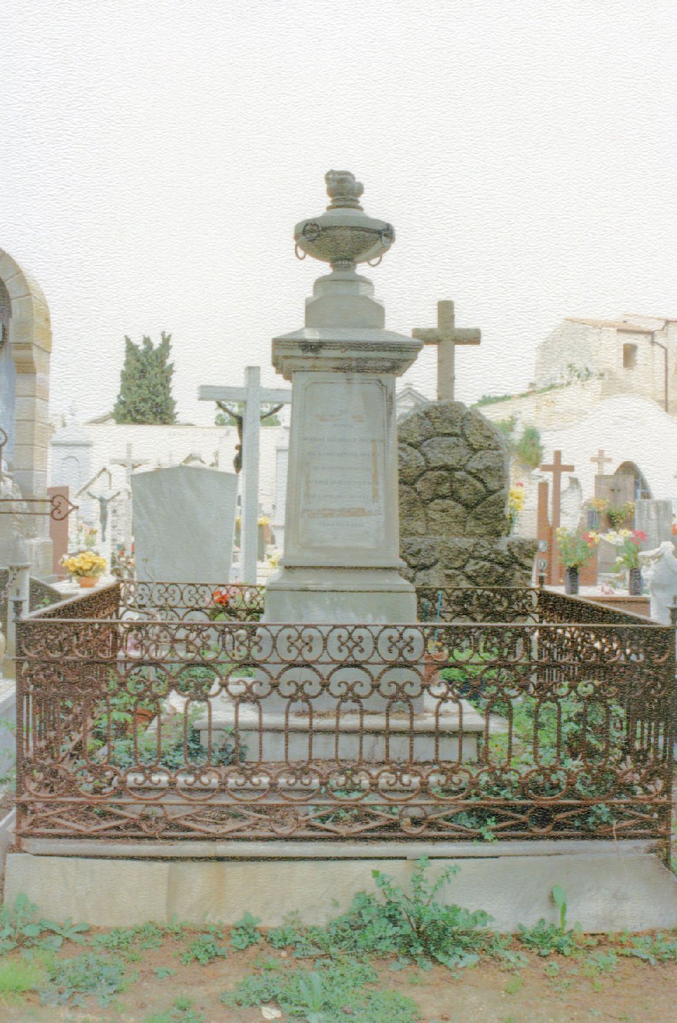 Monumento funebre