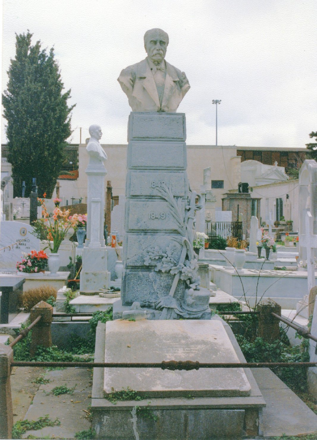 Ritratto di antonio vincenzo agnesa, busto ritratto d'uomo (monumento funebre)