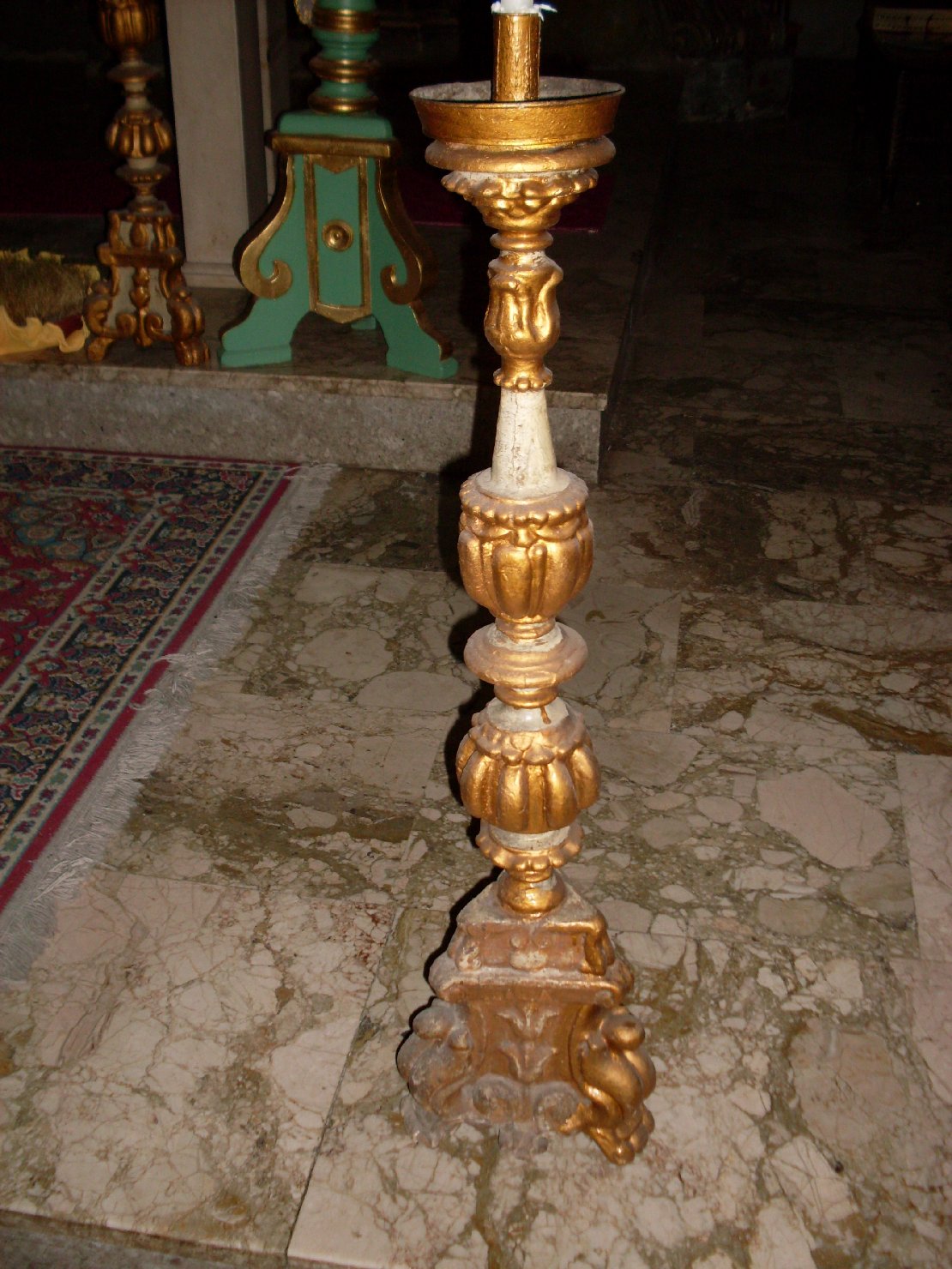 Candelabro, serie