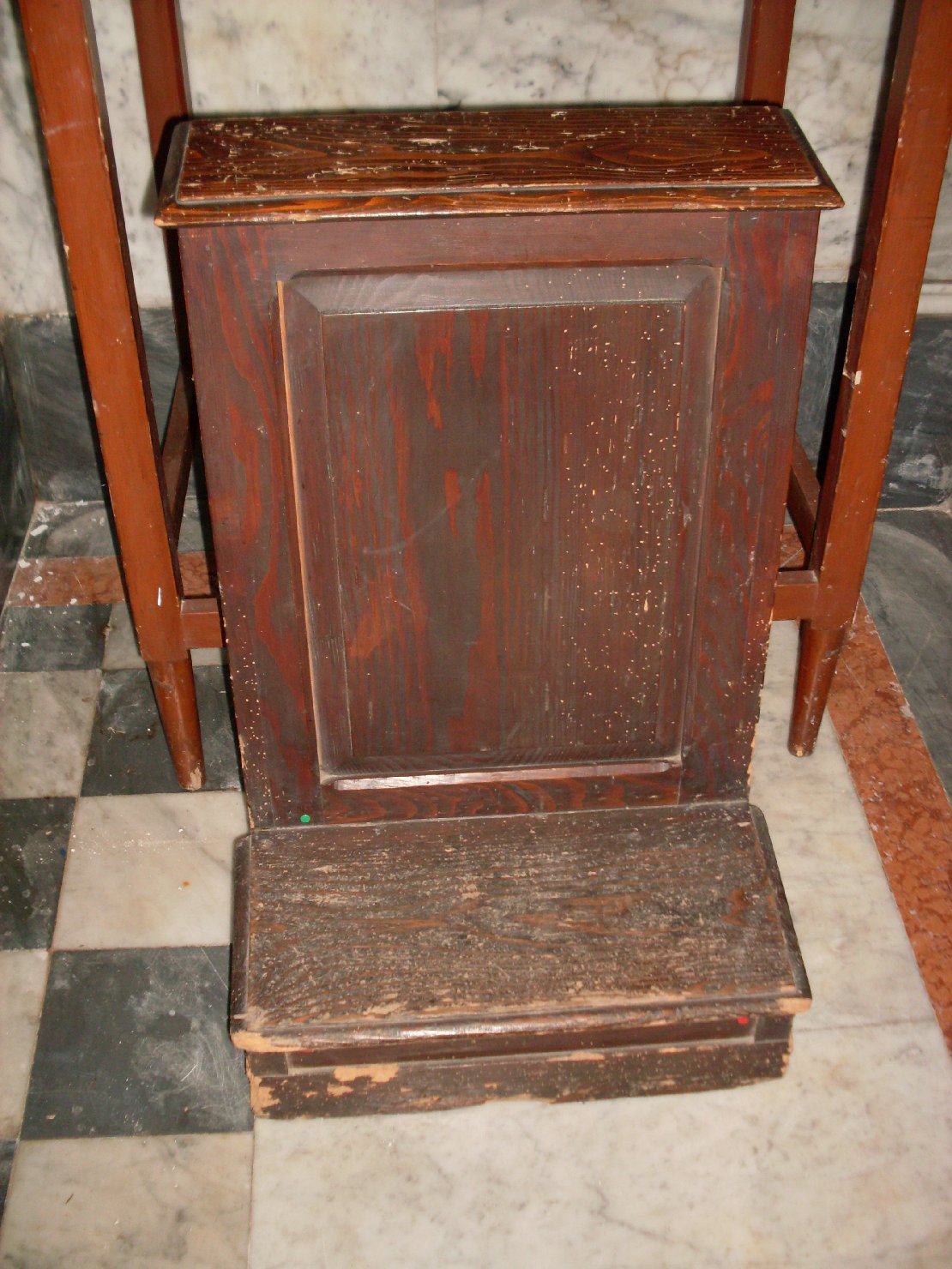 Inginocchiatoio, coppia
