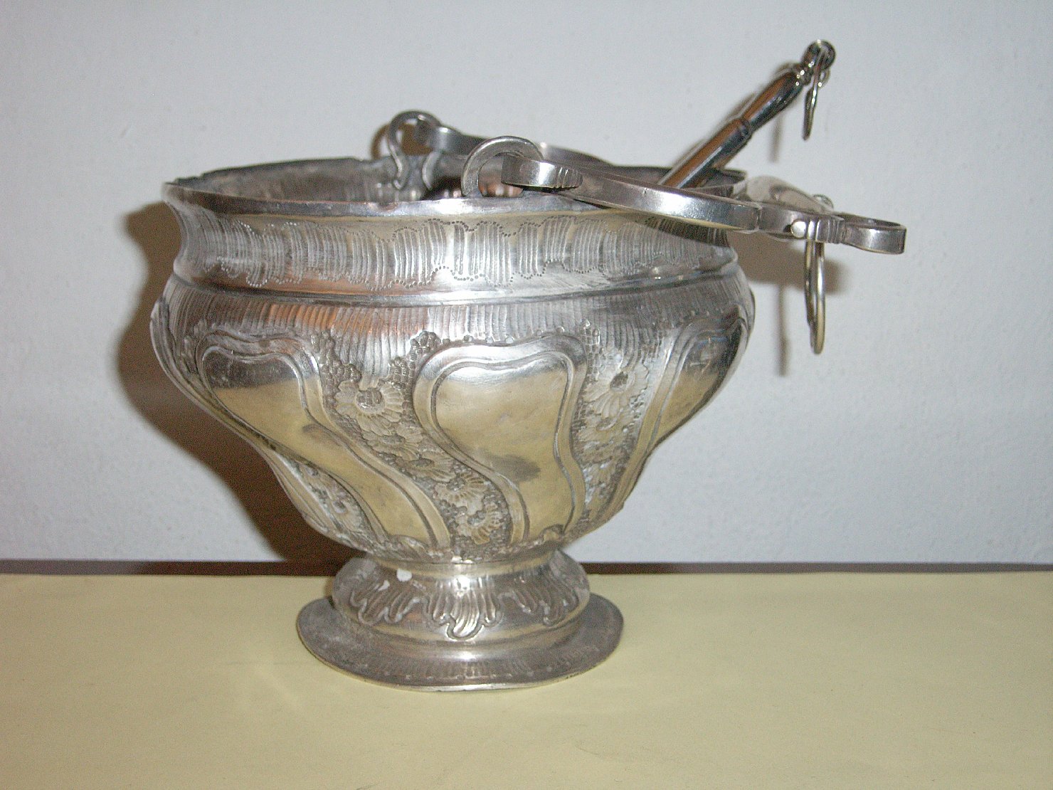Secchiello per l'acqua benedetta