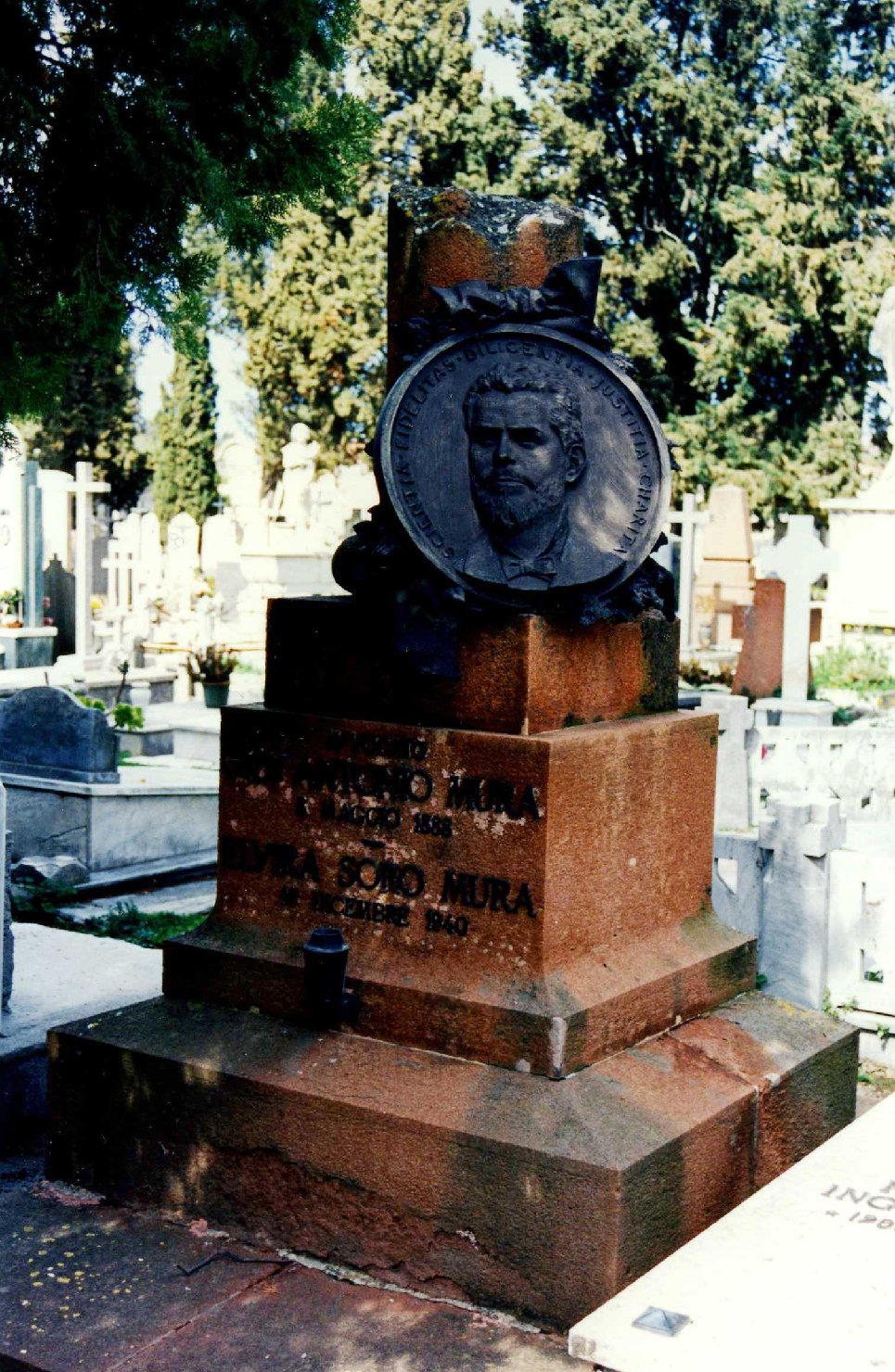 Ritratto d'uomo (monumento funebre)