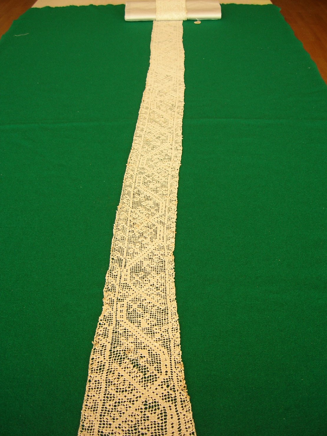 Striscia di filet, accessori tessili
