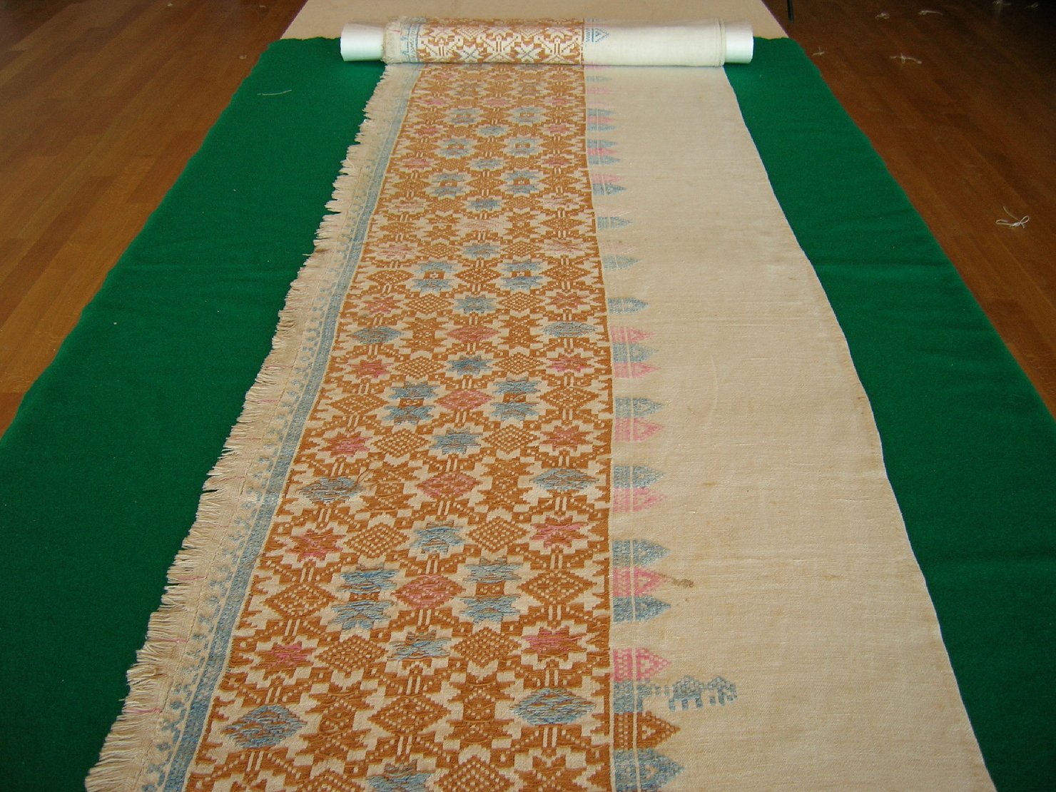 Tela spolinata, accessori tessili