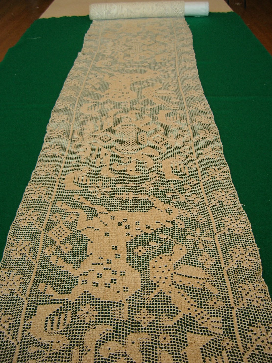 Striscia di filet, accessori tessili