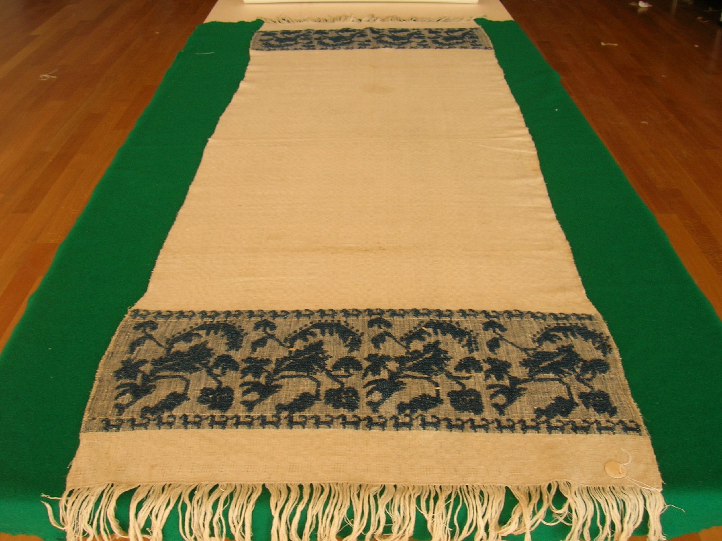 Tovaglia d'altare, accessori tessili