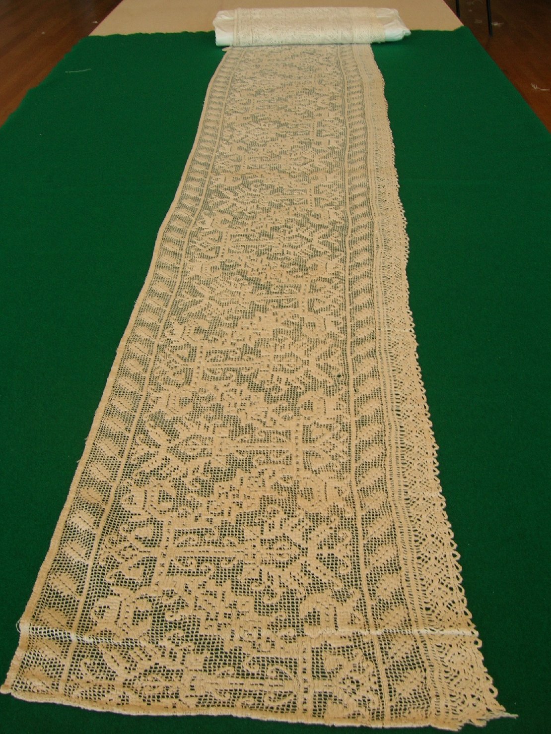 Striscia di filet, accessori tessili