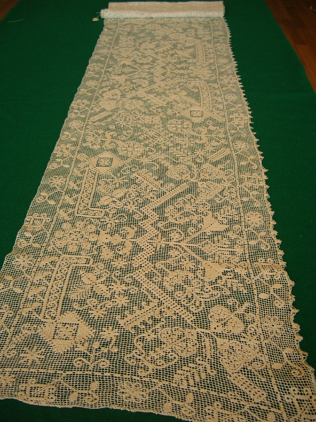Striscia di filet, accessori tessili