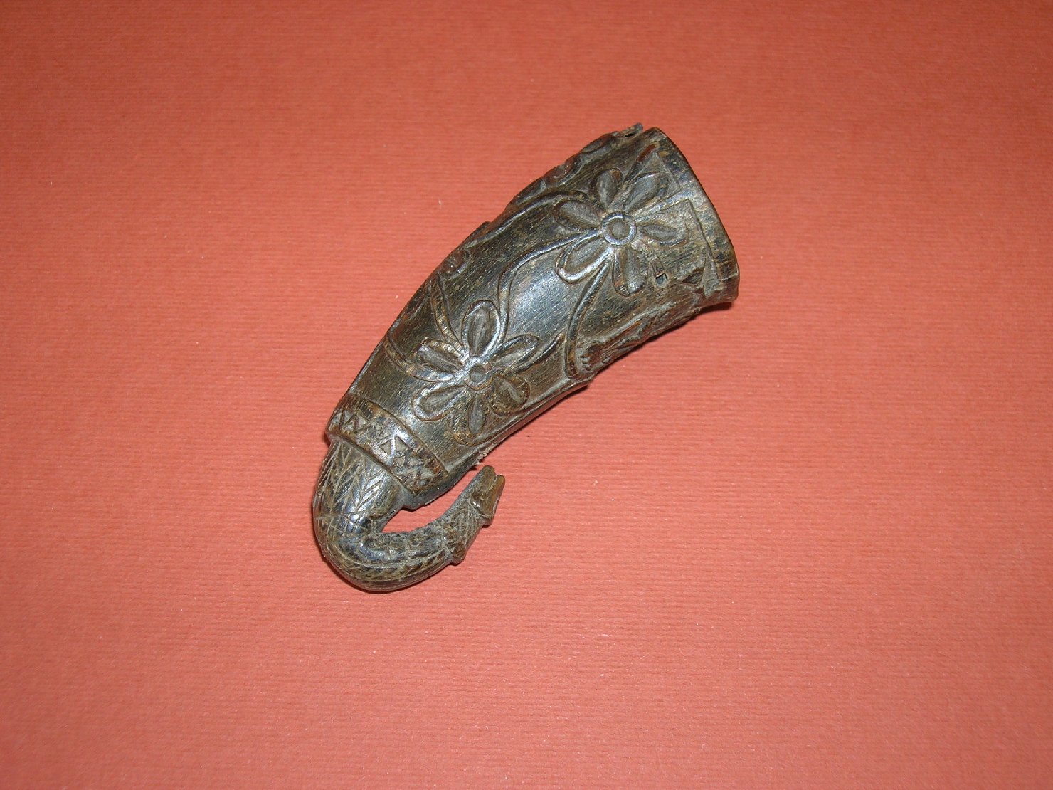 Corno per esca, porta-esca, contenitori