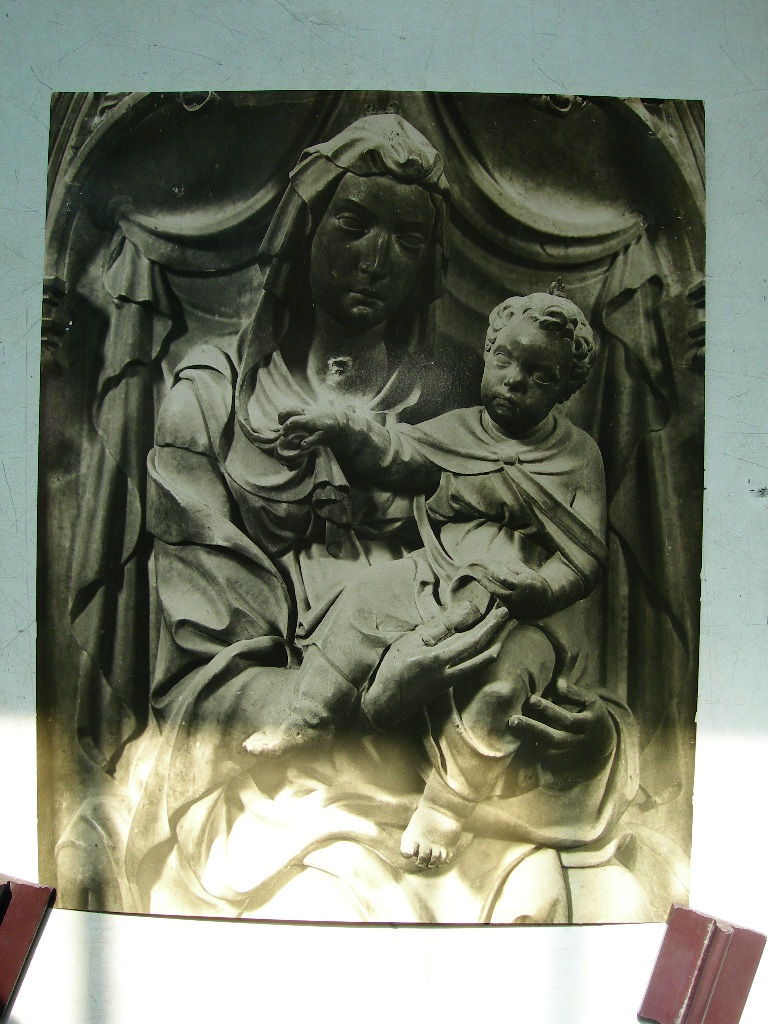Lucca, Madonna con Bambino (positivo) di Anonimo (XX)