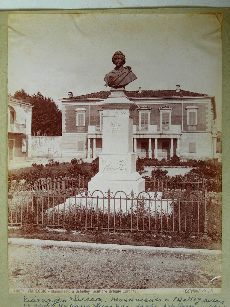 Lucca. Viareggio. Monumento (positivo) di Anonimo (laboratorio) (XX)