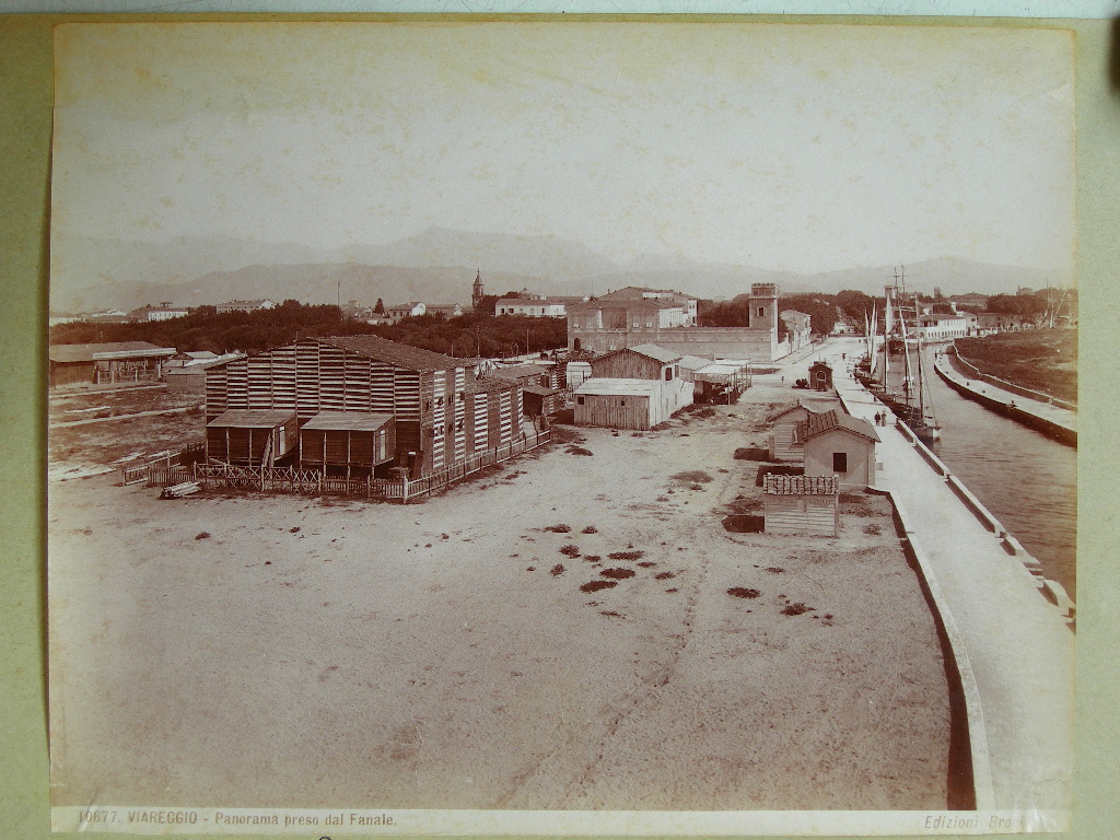Viareggio. Veduta (positivo) di Anonimo (laboratorio) (XX)
