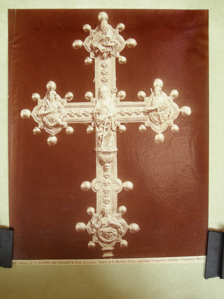Lucca. Pietrasanta. Croce (positivo) di Anonimo (laboratorio) (XX)