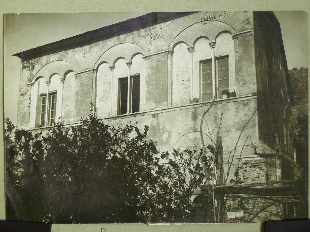 Lucca. Provincia. Palazzo (positivo) di Anonimo (laboratorio) (XX)