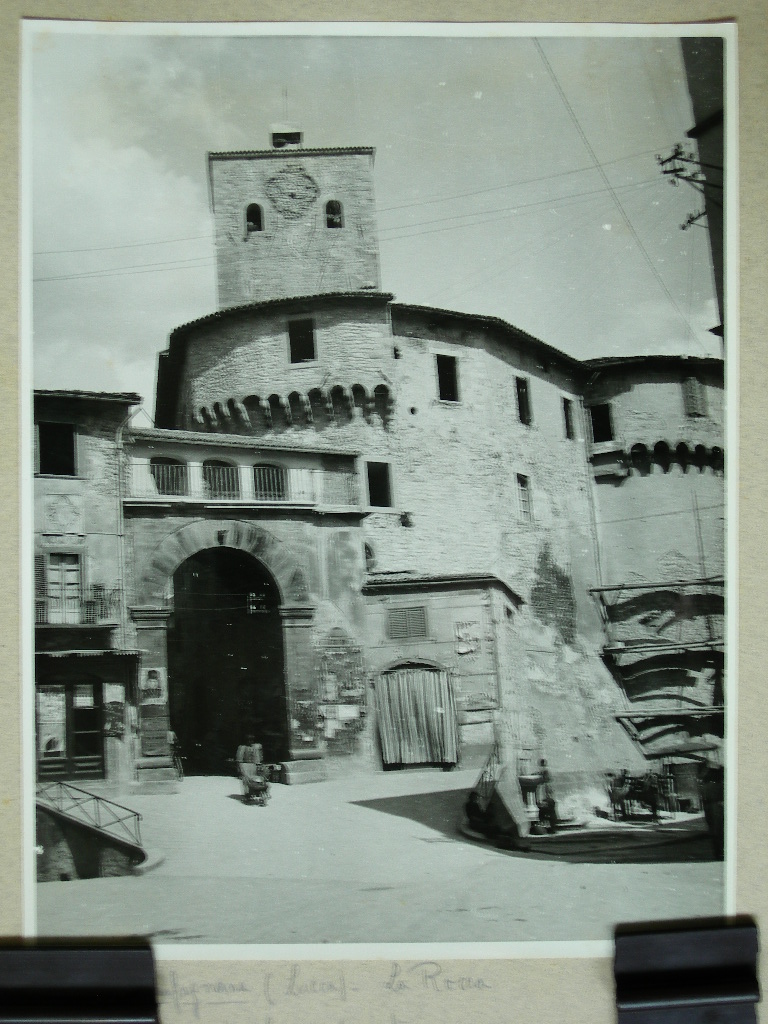 Lucca Provincia. La Rocca (positivo) di Anonimo (laboratorio) (XX)