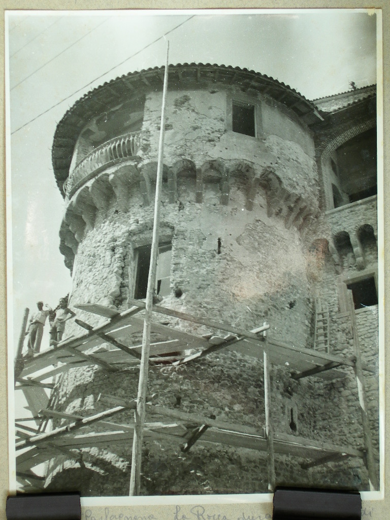 Lucca Provincia. La Rocca (positivo) di Anonimo (laboratorio) (XX)