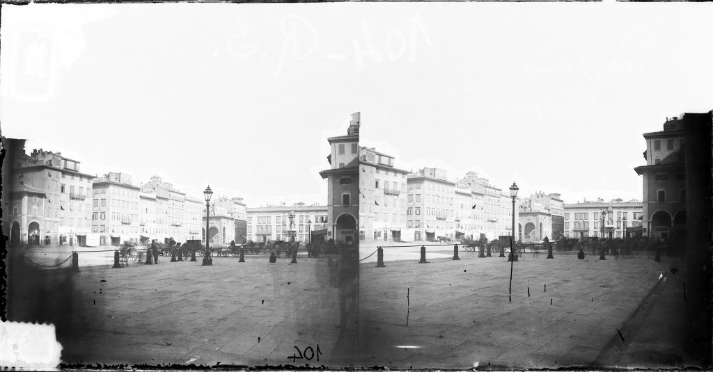 Livorno - Piazza Vittorio Emanuele - Vedute (negativo) di Lint, Enrico van (seconda metà XIX)