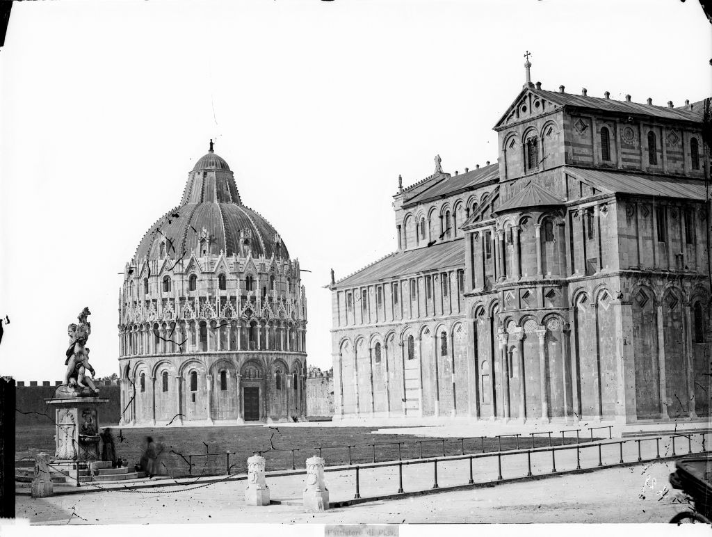 Pisa - Battistero - Vedute (negativo) di Lint, Enrico van (seconda metà XIX)
