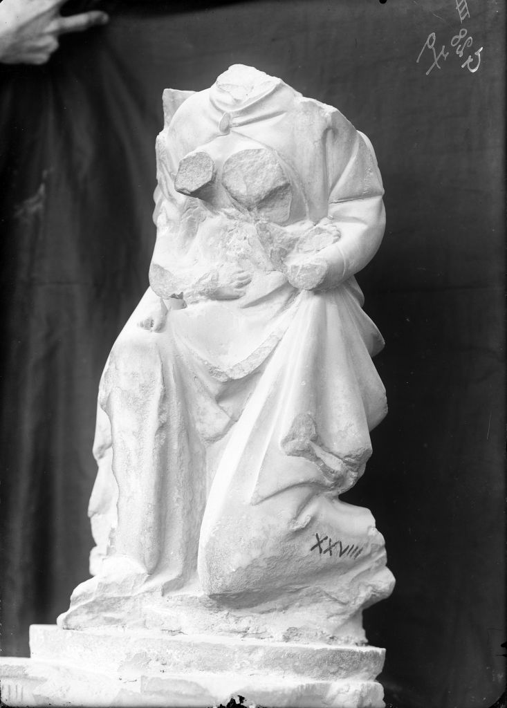 Pisa - Camposanto - Sculture (negativo) di Giovanni Pisano, Anonimo (XIX/ XX)