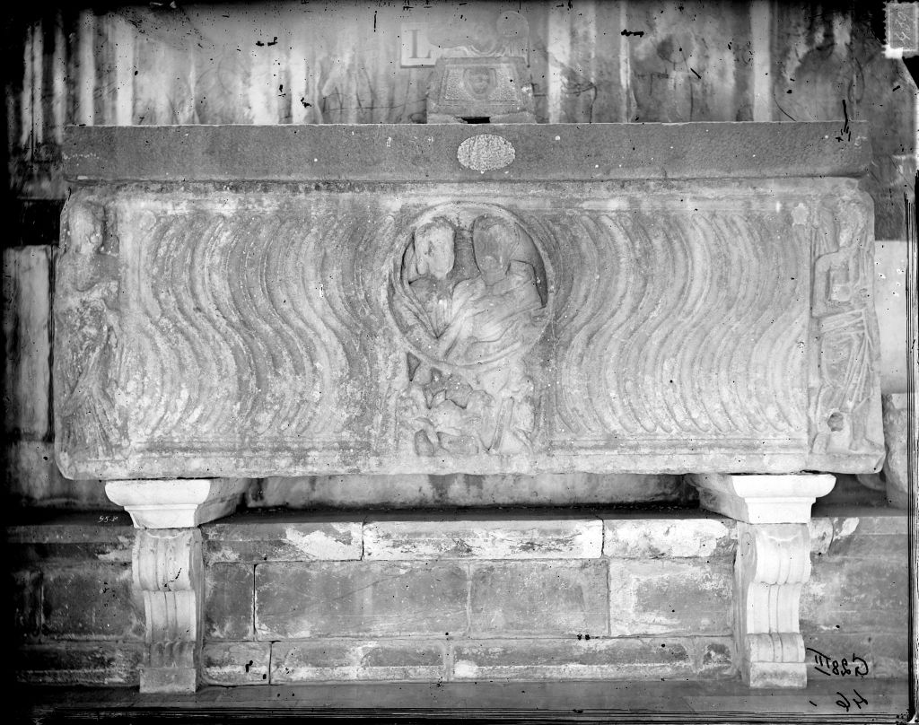 Pisa - Camposanto - Sarcofagi (negativo) di Anonimo (XIX/ XX)