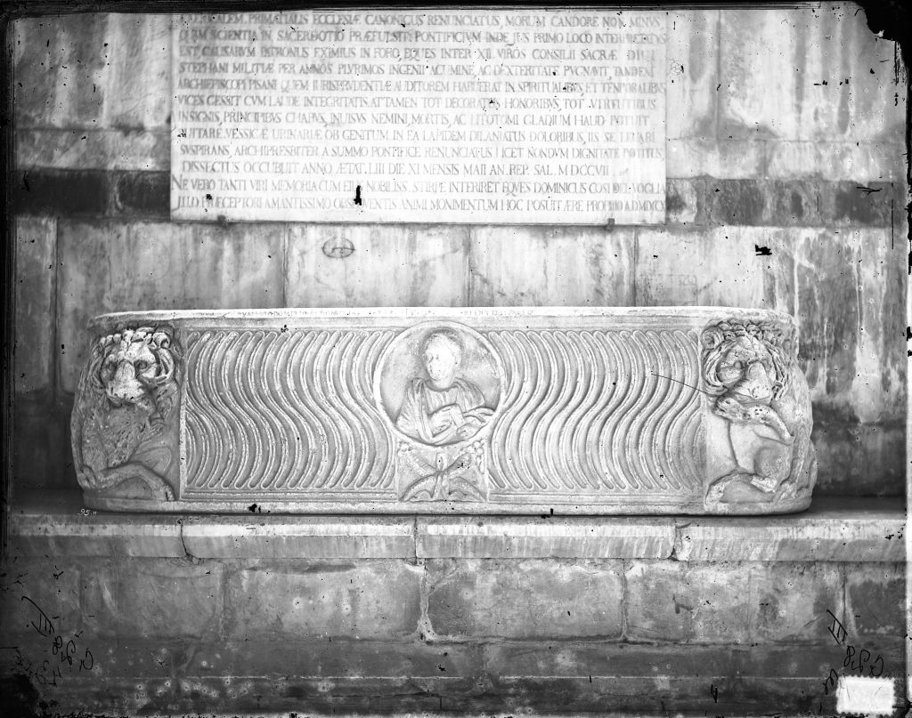 Pisa - Camposanto - Sarcofagi (negativo) di Anonimo (XIX/ XX)