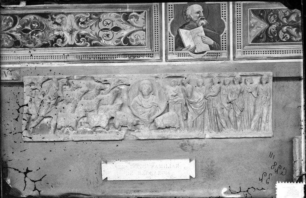 Pisa - Camposanto - Sarcofagi (negativo) di Anonimo (XIX/ XX)