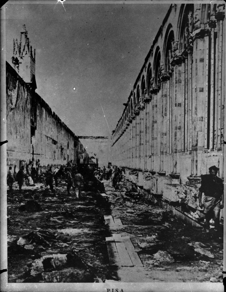 Pisa - Camposanto Monumentale - Affreschi (negativo) di Laboratorio Fotografico della Soprintendenza - Pisa (secondo quarto XX)