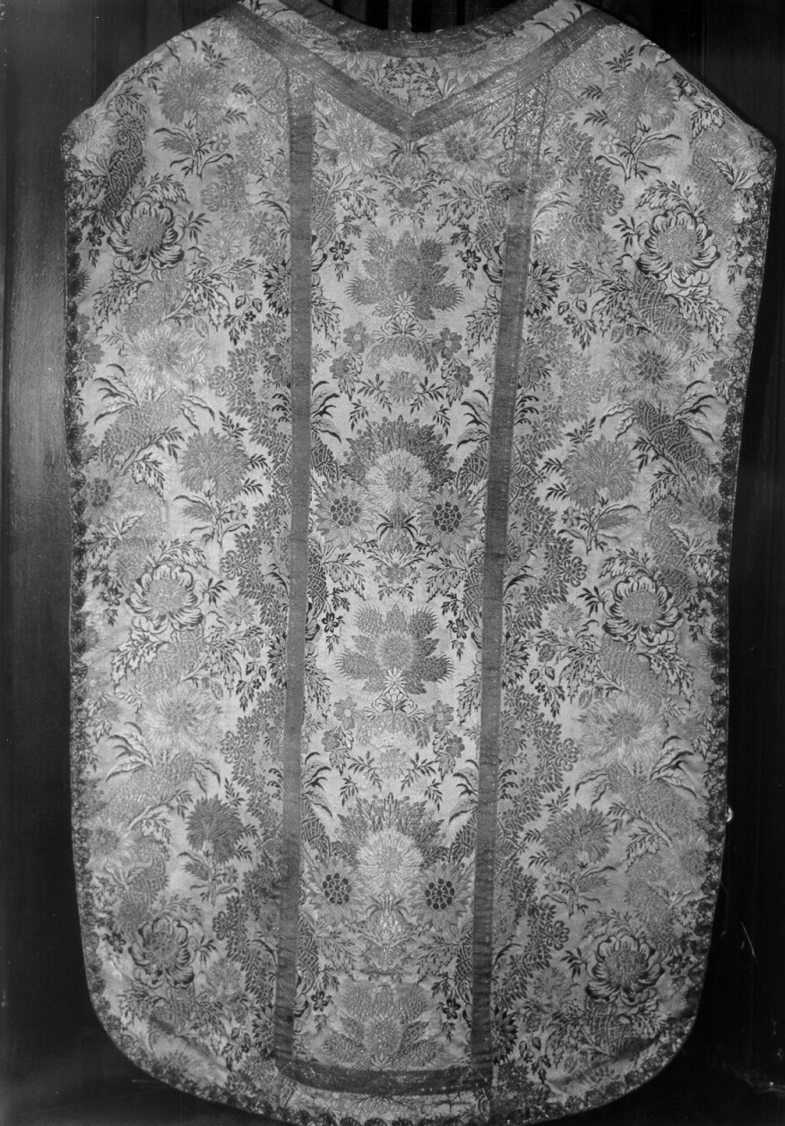 paramento liturgico - in terzo - manifattura italiana (fine/inizio secc. XVII/ XVIII)