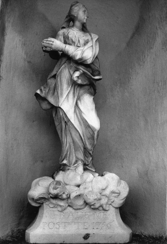 MADONNA ASSUNTA (statuetta devozionale) - bottega apuana (sec. XVIII)