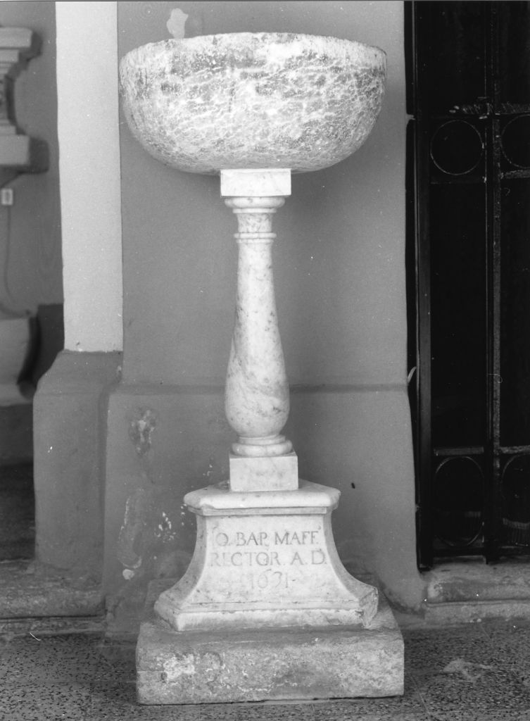 acquasantiera - a fusto - ambito lunigianese (secc. XVII/ XX)