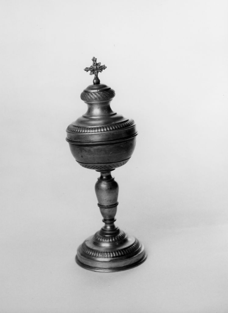 pisside - ambito italiano (seconda metà sec. XIX)